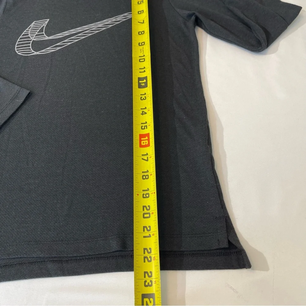 NIKE DRI-FIT HOODIE SHIRT, SIZE MEDIUM YOUTH, VERY GOOD CONDITION, PREOW…